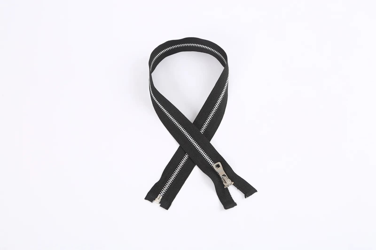 Black Tape with Silver Teeth, Open-End
