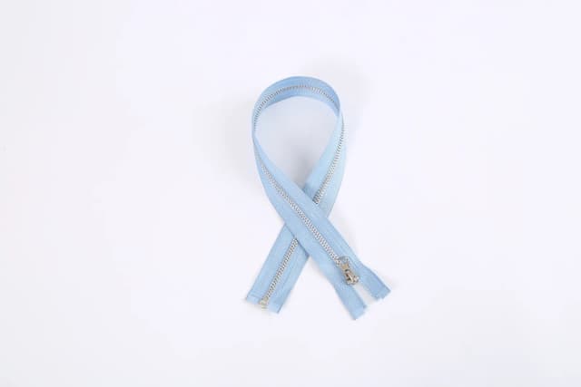 Denim Blue Tape with Silver Teeth, Open-End
